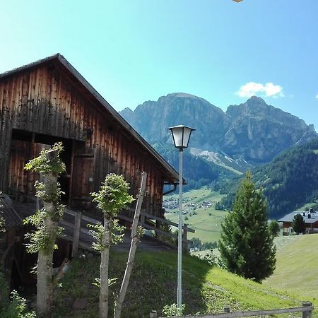 Pensione Valbona 코르바라 인 바디아 외부 사진